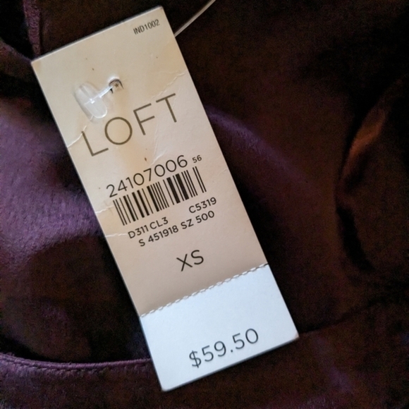 NWT Loft XS Red-ish Purple Cold Shoulder Bell Sleeve Top‎ - Picture 5 of 9